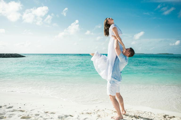 3 Zodiac Signs Who Should Be More Daring In Love When Venus Enters Leo On August 25