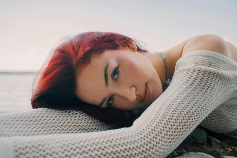 Tarot Readings For 3 Zodiac Signs Dealing With A Broken Heart
