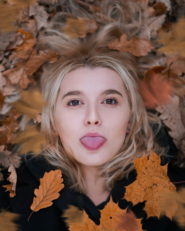 How September Is Blessing (And Testing) Aries, Leo, & Sagittarius, According To Tarot