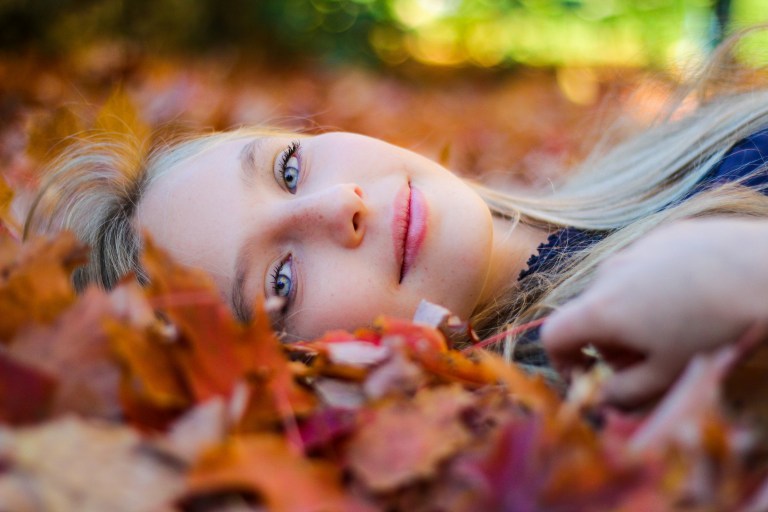 How Cancer, Scorpio, & Pisces Are Being Blessed This September, According To Tarot