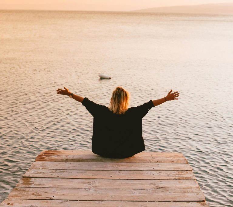 How To Manifest Anything You Desire (According To Tarot)