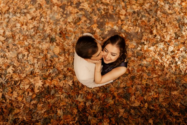 How To Bring Love Into Your Life This Autumn (According To Tarot)