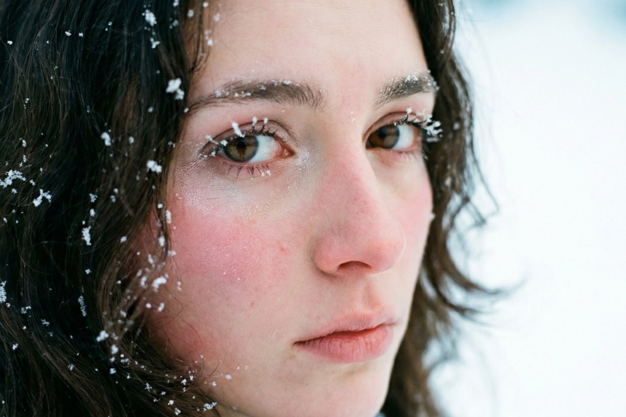 Tarot Advice On How Each Birth Month Can Cope With Winter Blues