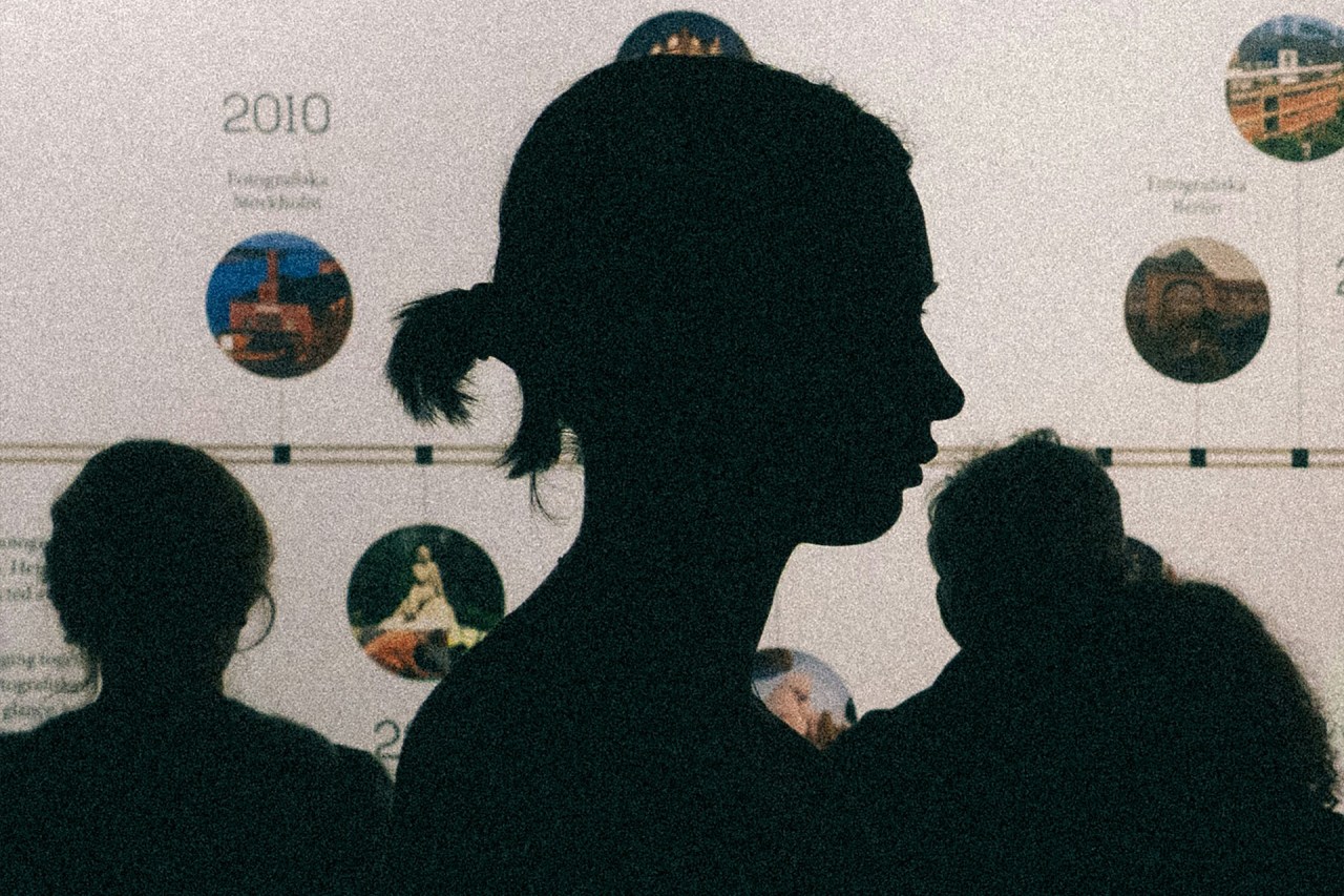 4 Lonely Birth Months Who Feel Alone Even When Surrounded By Humans