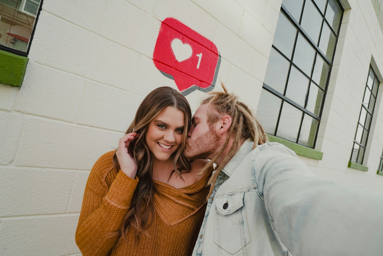 5 Birth Months Most Likely To Find True Love Through A Dating App