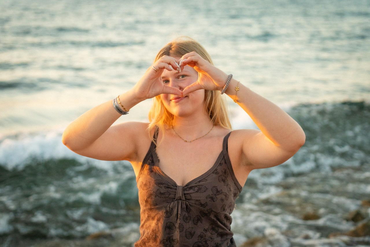 Tarot Guidance On How Each Birth Month Can Cultivate A Heart Of Hope