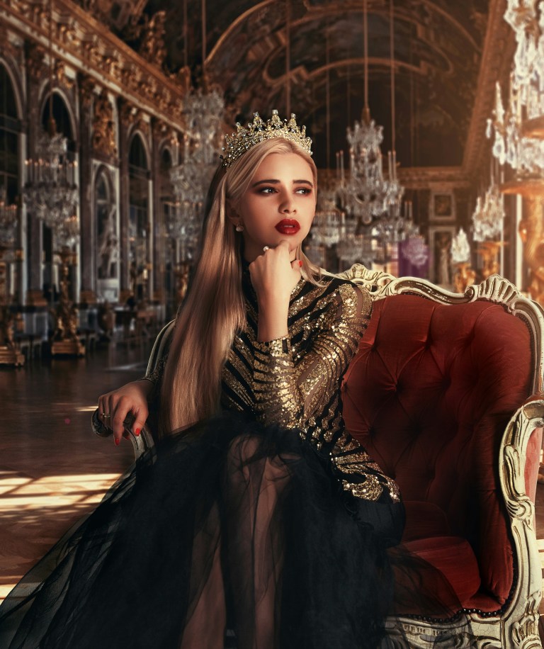 What Royal Queen You Are You, Based On Your Birth Month