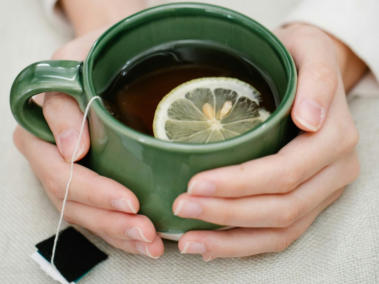 On National Tea Day, We’re Recognizing 4 Birth Months Who’d Choose Tea Over Coffee Any Day
