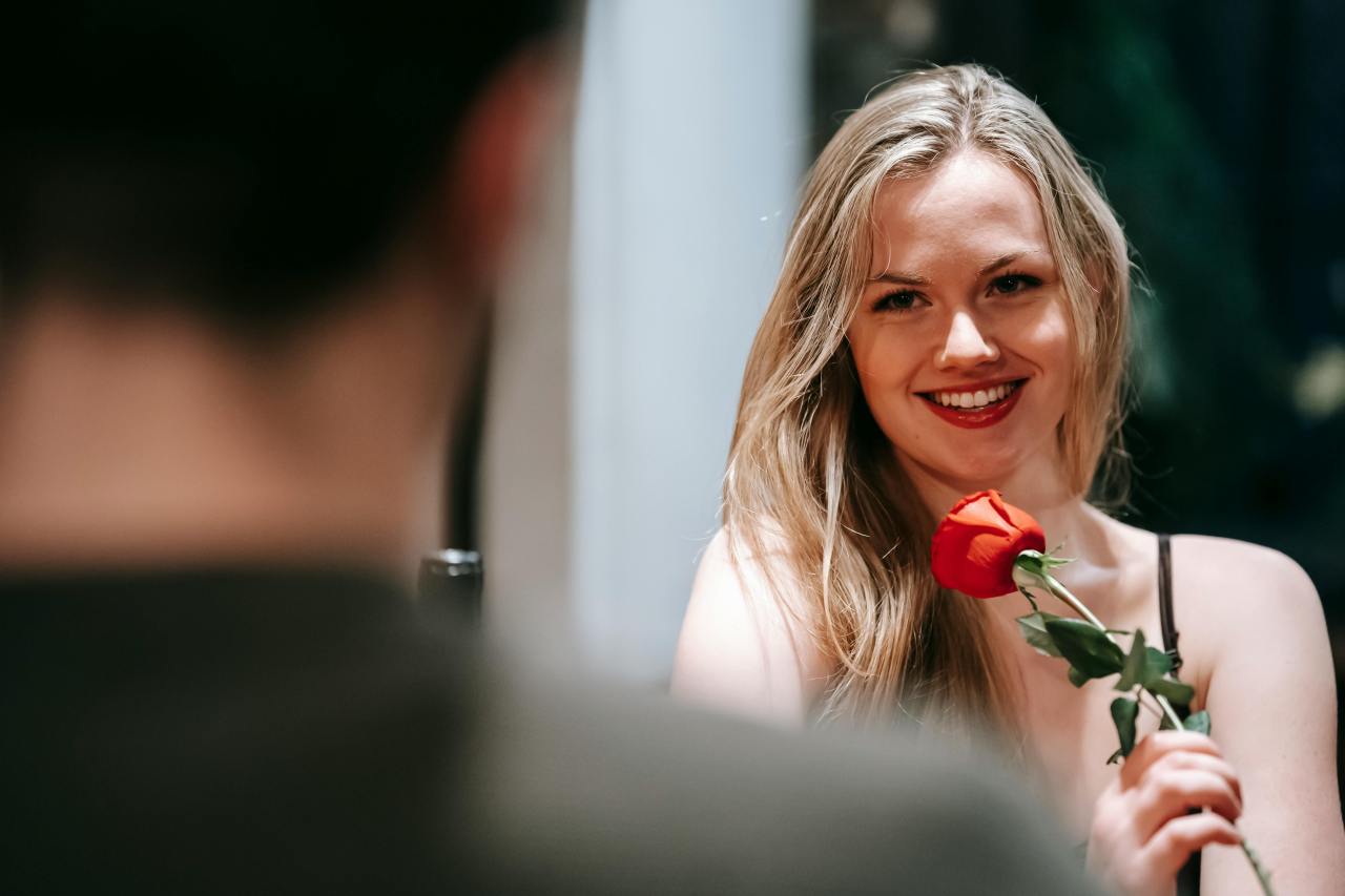 4 Birth Months Who Spin Red Flags Into Roses